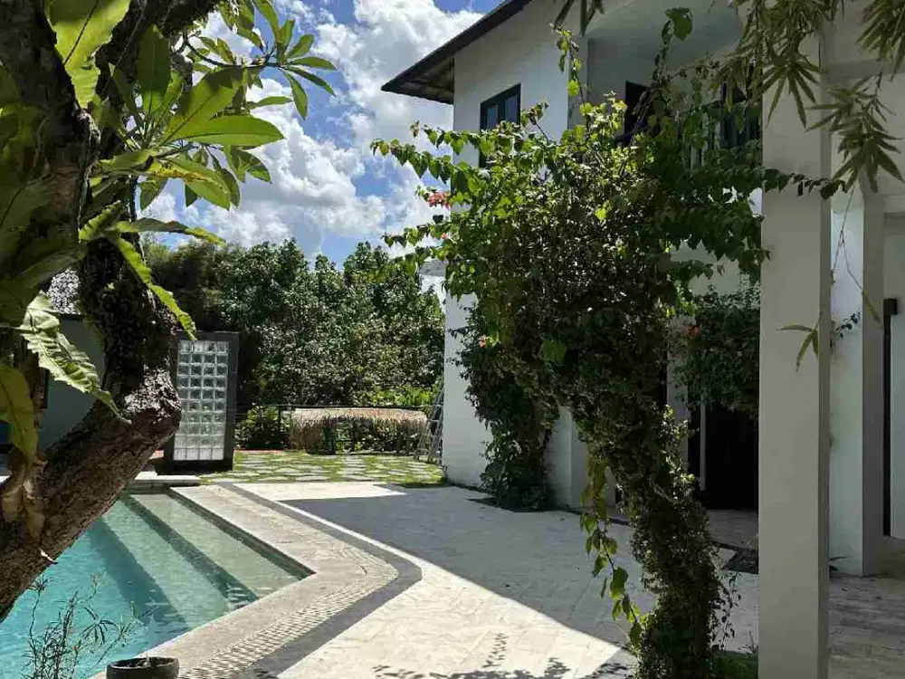 High-Yield Investment Villa | 6 Bedrooms, Walking Distance to Echo Beach