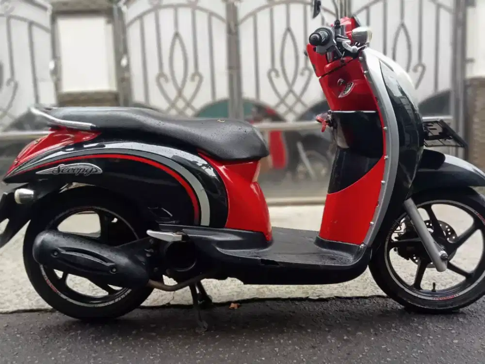 HONDA SCOOPY KARBU TH 2012 MULUS SKL FULL ORISINIL