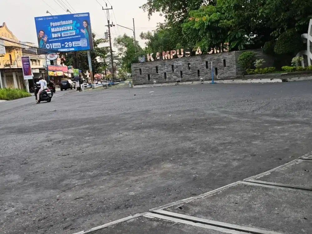 JUAL TANAH PEKARANGAN AKSES SIMPANGAN MOBIL DEKAT KAMPUS UMS SOLO