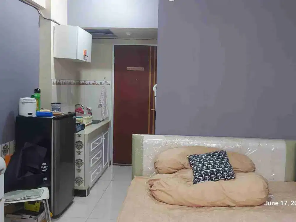 Disewakan Apartemen Puncak Dharmahusada Studio Tinggal Bawa Koper