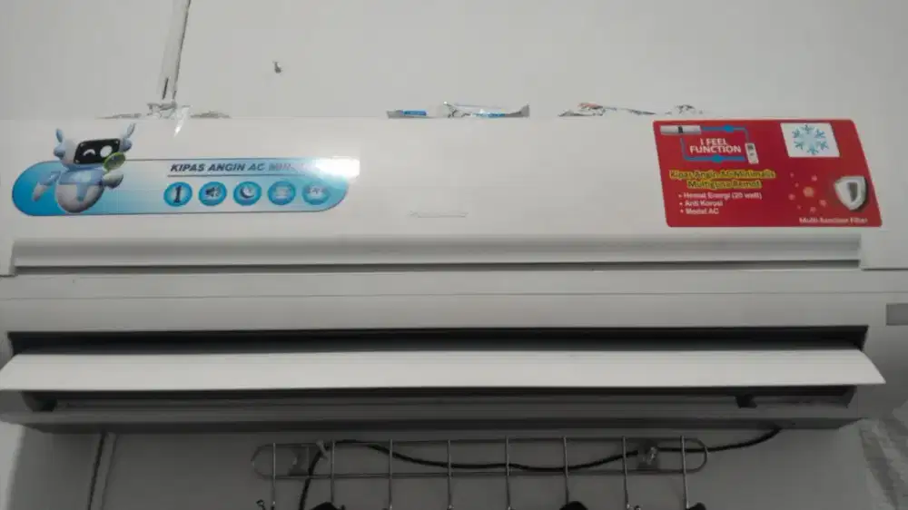 Kipas AC seken belum 2 bulan