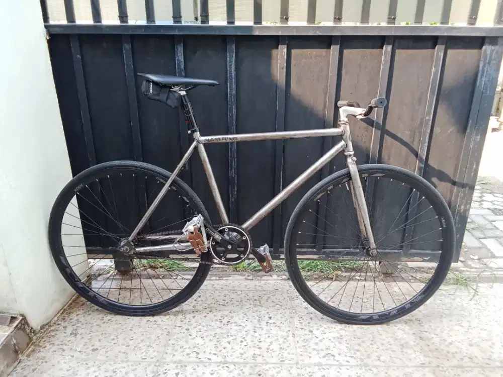 Sepeda Fixie costum
