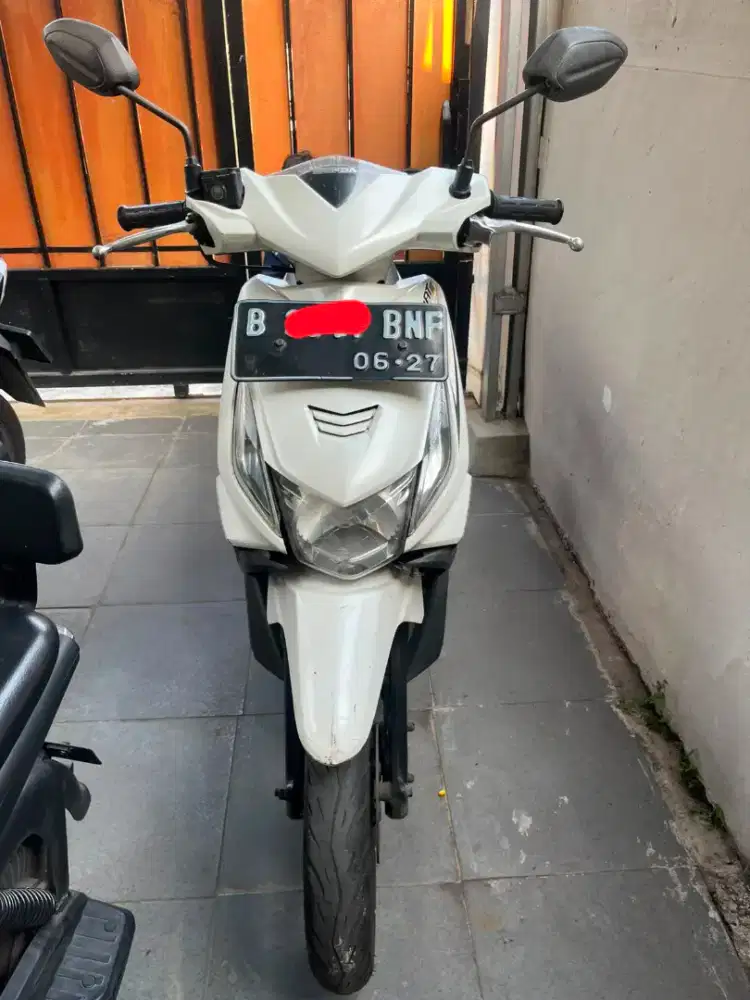 Honda Beat Karbu 2012 putih