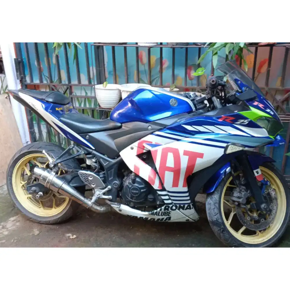 Dijual Yamaha R25