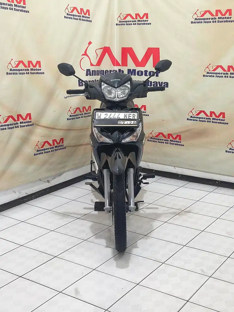 Honda supra x 125 fi spoke Tahun 2023 warna Hitam