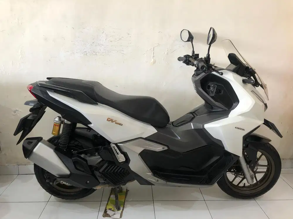 Honda ADV ABS Th.2023 White!!