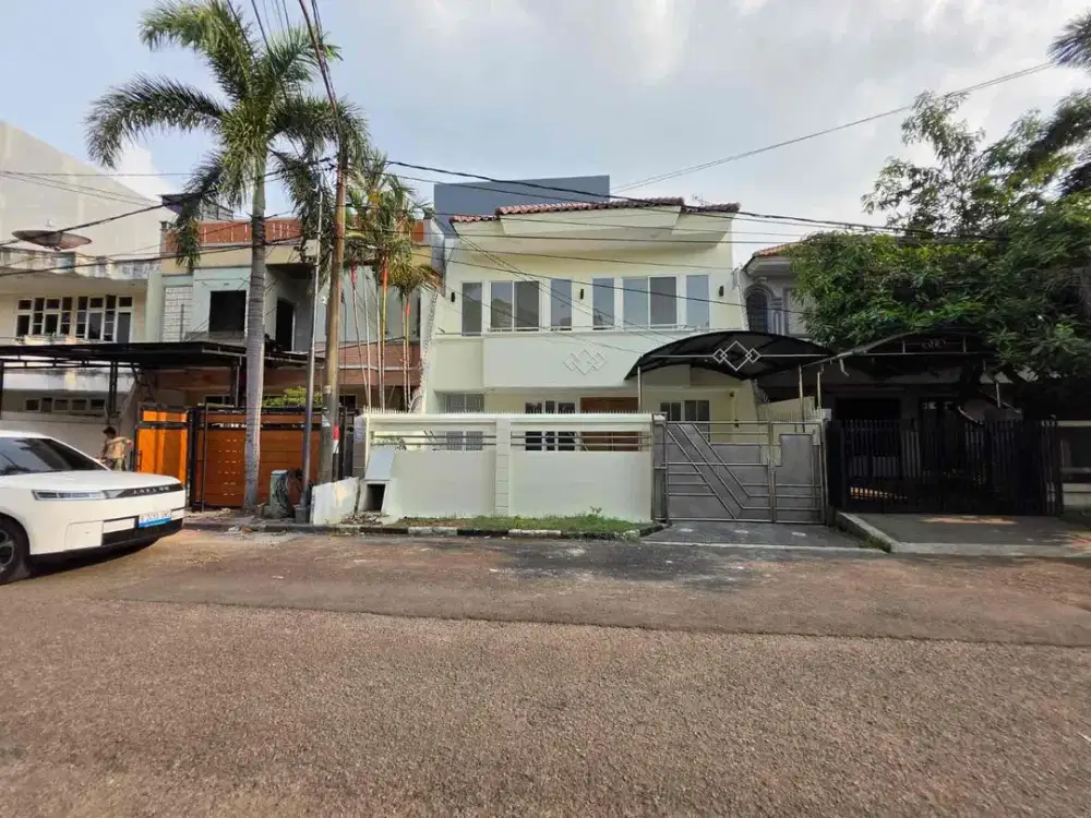 Rumah Siap Huni 2 Lantai Gading Kirana, Kelapa Gading Jakarta Utara