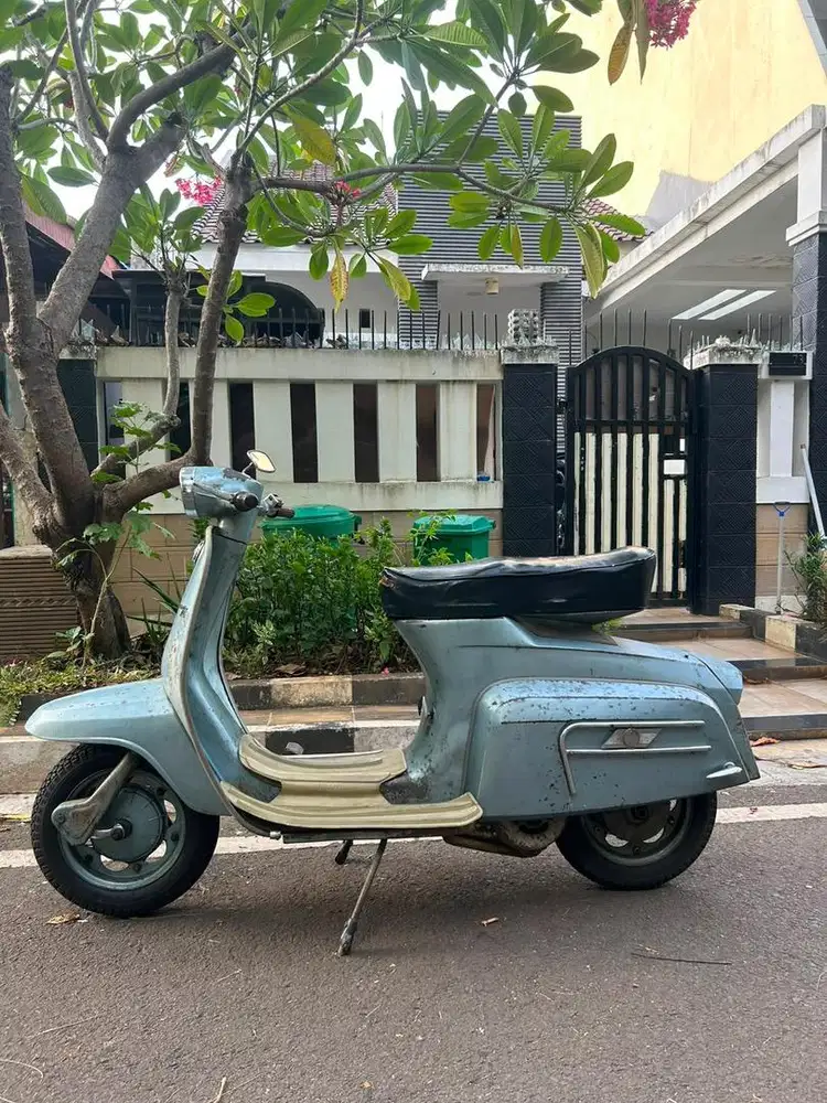 Lambretta J125 tahun 1966
