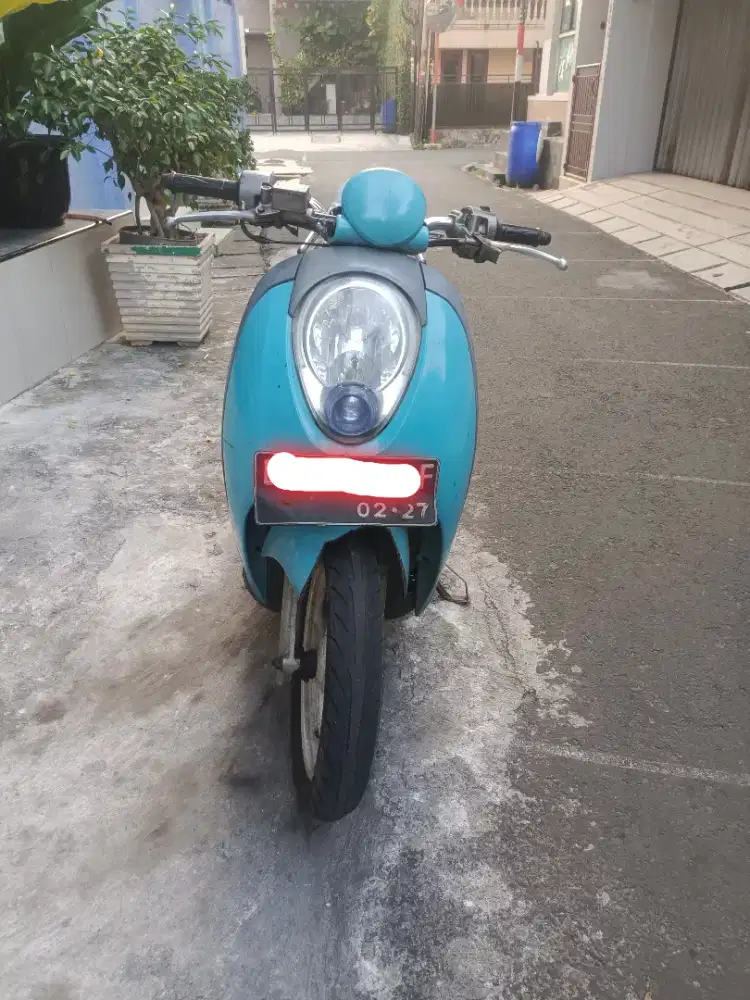 dijual honda scoopy tahun 2012