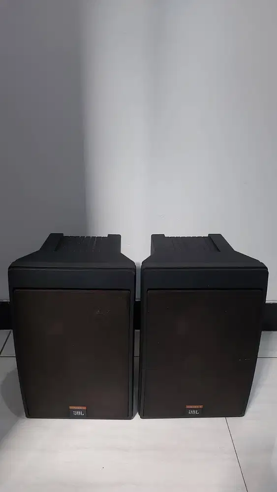 Speaker JBL Control 5