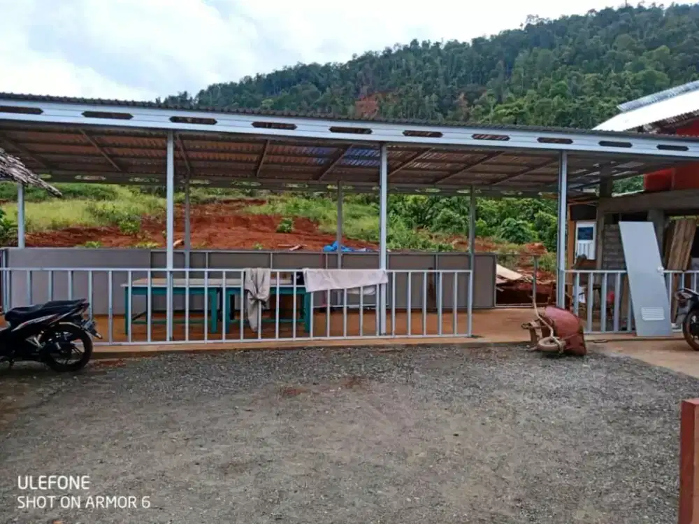 TUKANG PASANG BAJA RINGAN