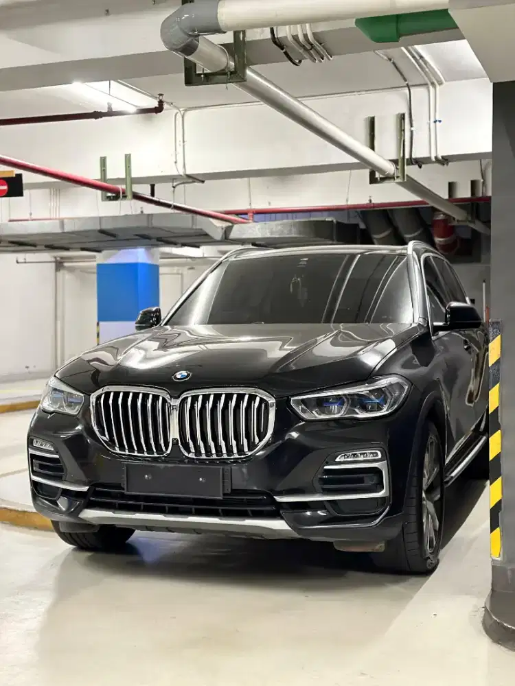 BMW X5 7 Seaters XDrive40i 2021 BMW X5 XDrive40i 2021 BMW X5 2021