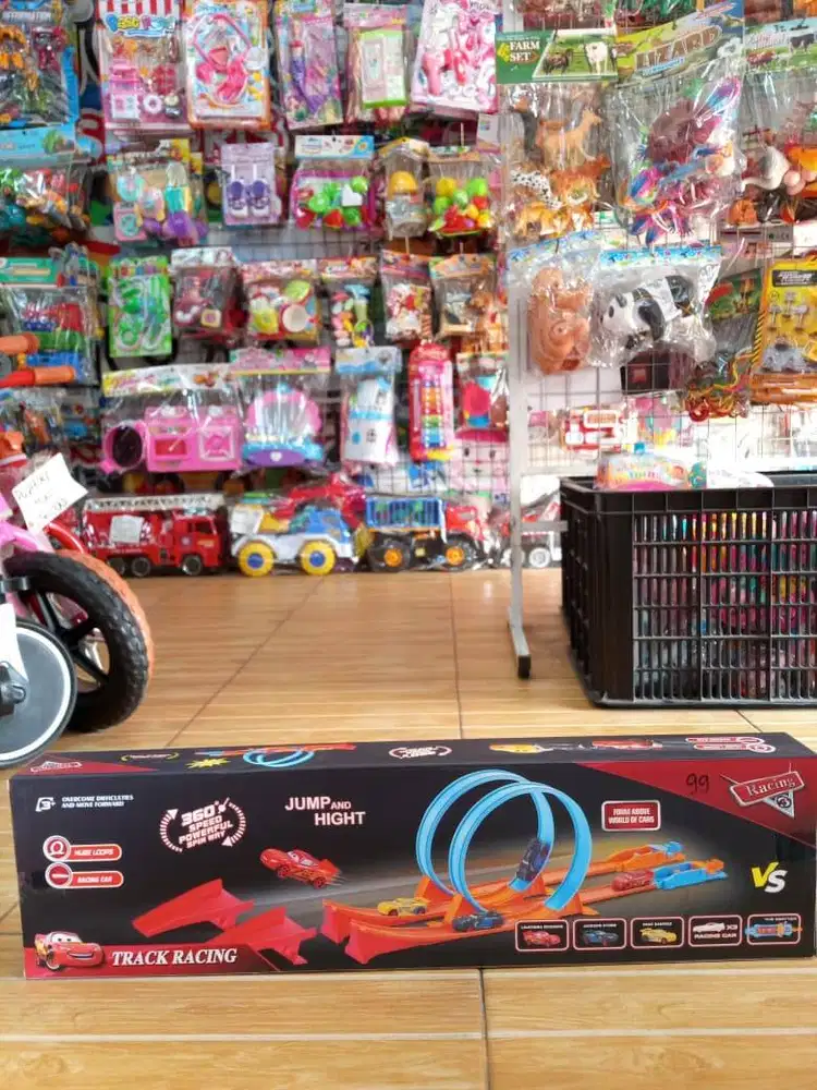 mainan anak track racing cars