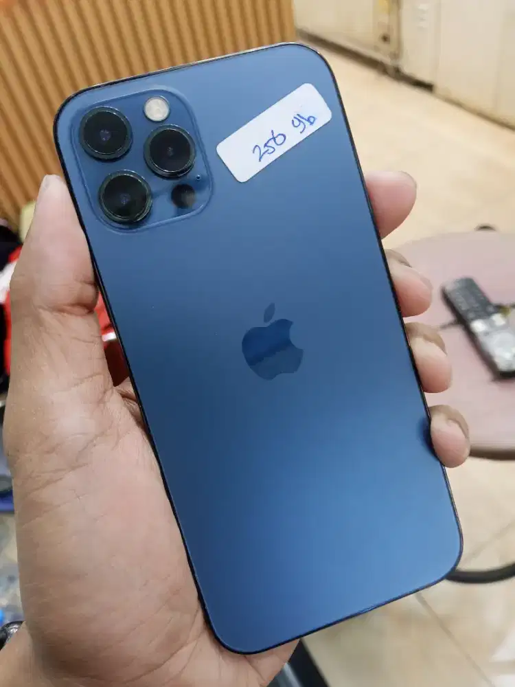 iPhone 12 pro 256 GB inter