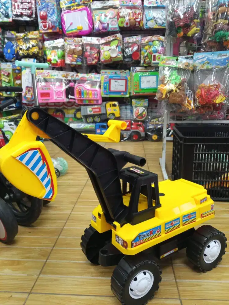 mainan anak excavatorr naik