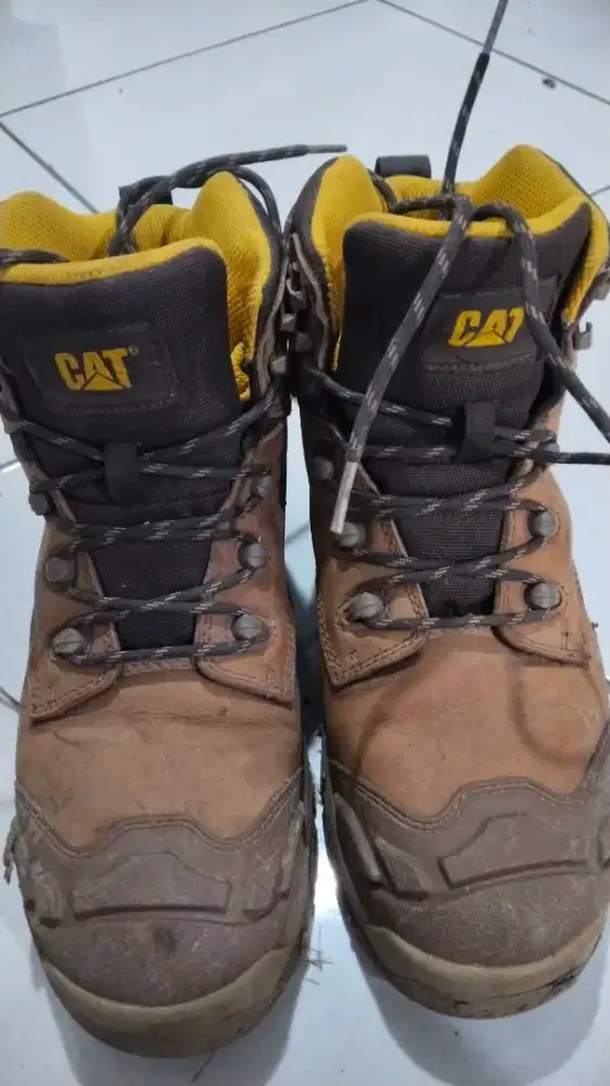 Sepatu safety ori