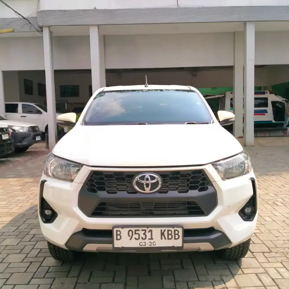 TOYOTA HILUX DC G 2.4 4X4 MT 2024