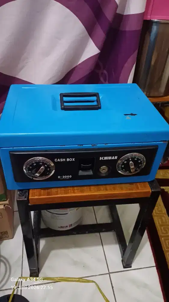 Dijual  ash boc bekas