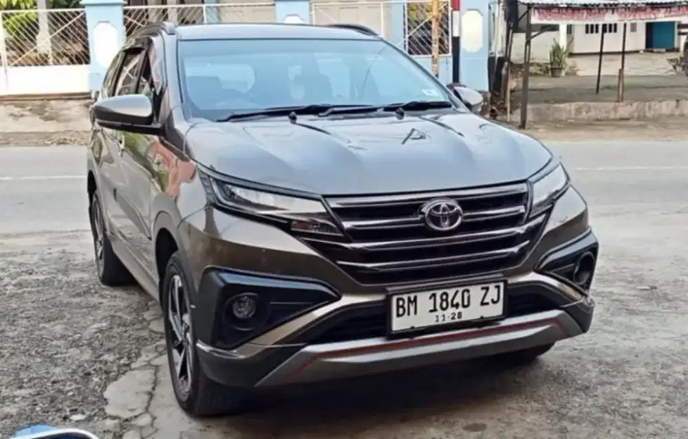 RUSH TRD 1.5 AT 2018