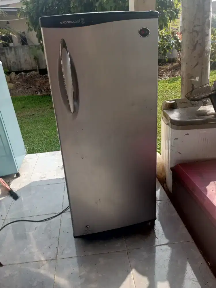 Kulkas satu pintu