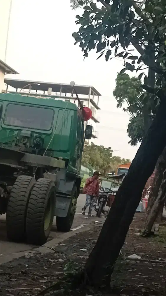 Bismilah Cari kerjaan supir , modal sim B2 umum