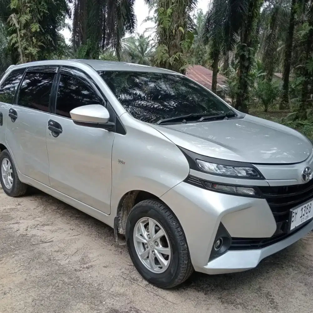 Di jual cepat Avanza facelift tahun 2019