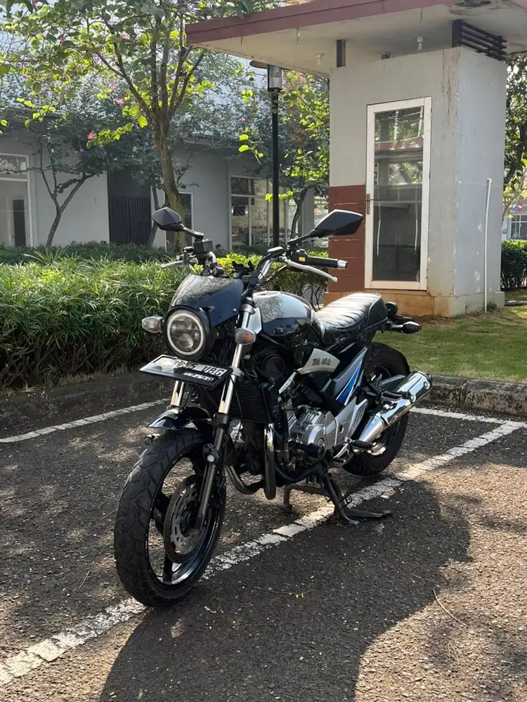Suzuki inazuma gw250 custom scrambler