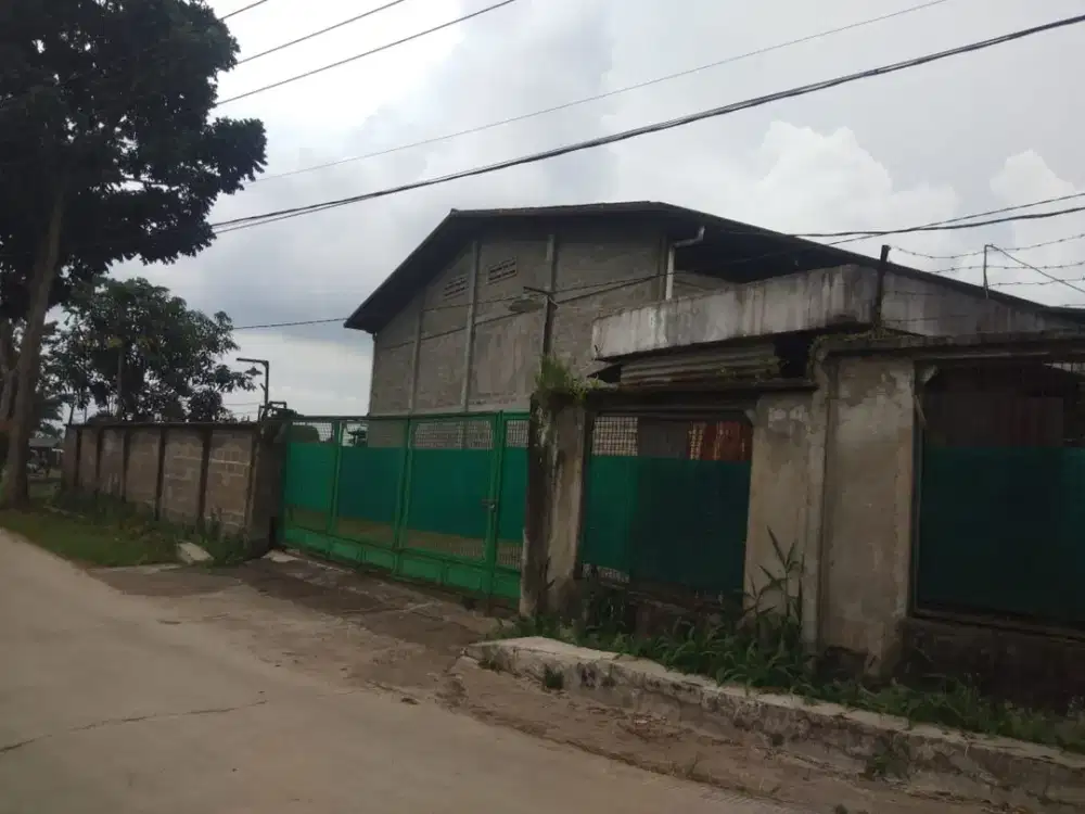 Gudang termurah di Kabupaten Bandung. Akses dobel. Kawasan masih asri, dikelilingi sawah