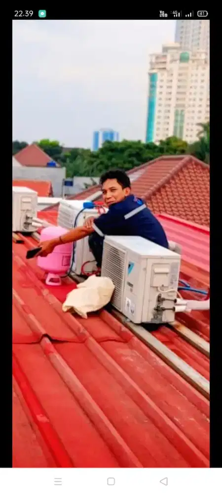 Jasa servis AC kulkas mesin cuci kompa air  dll