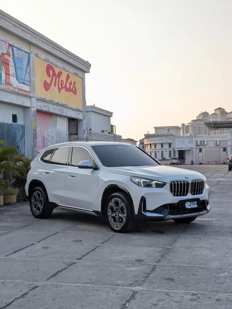 KM 5RB FULL ORI !! BMW X1 SDRIVE18I XLINE 2024 LCI AT MDL 2025/2023