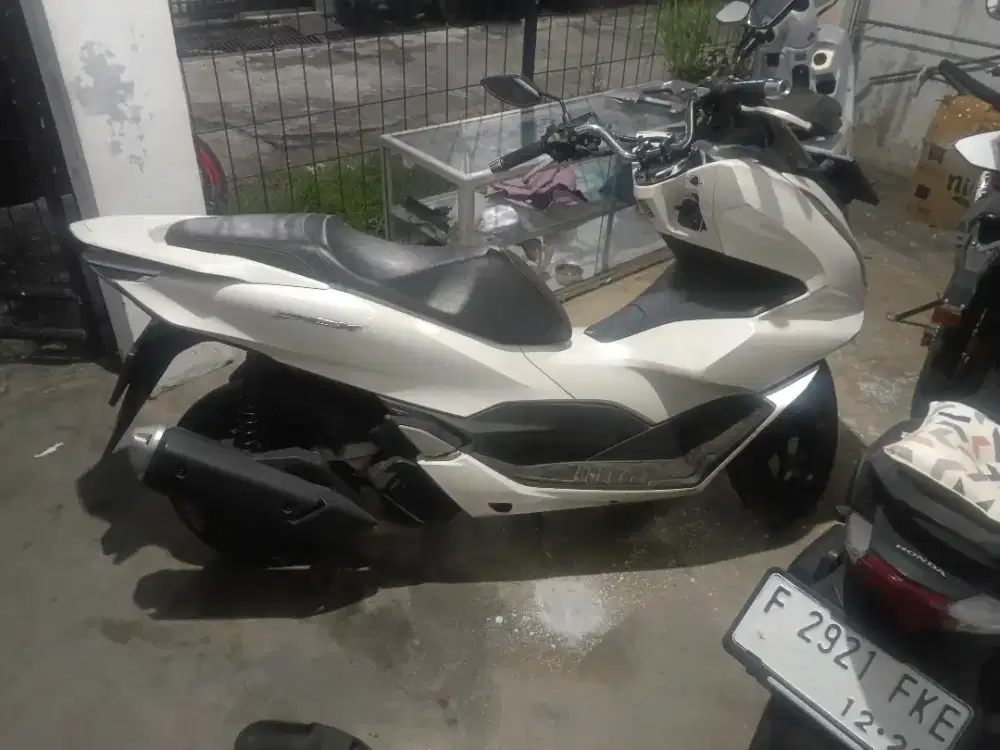 Pcx 160 cc tahun 2022 ss lengkap pajak 2024 plat 2027