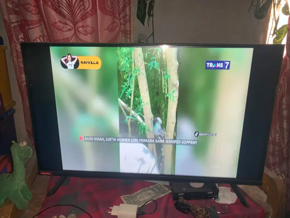 Changhong Android tv 32”