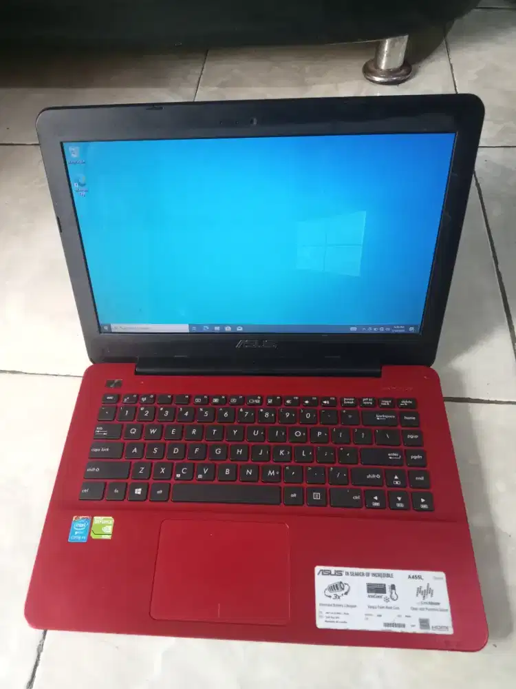 Laptop asus Intel core i3 gen5