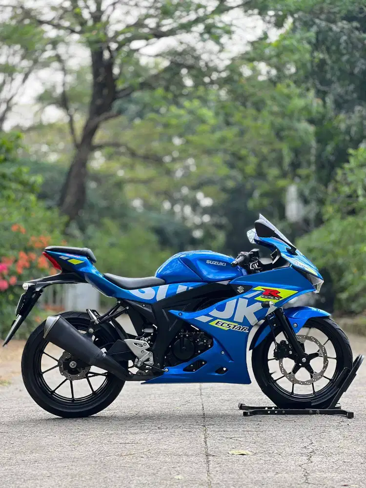 SUZUKI GSX 150R KEYLESS 2022 BIRU KM 5K PAJAK PANJANG LIKE NEW