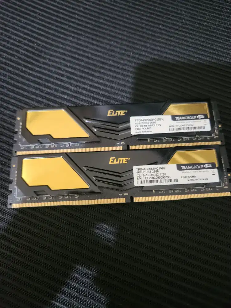 RAM PC DDR4 4GB 
TEAM GROUP ELITE +
2666MHz