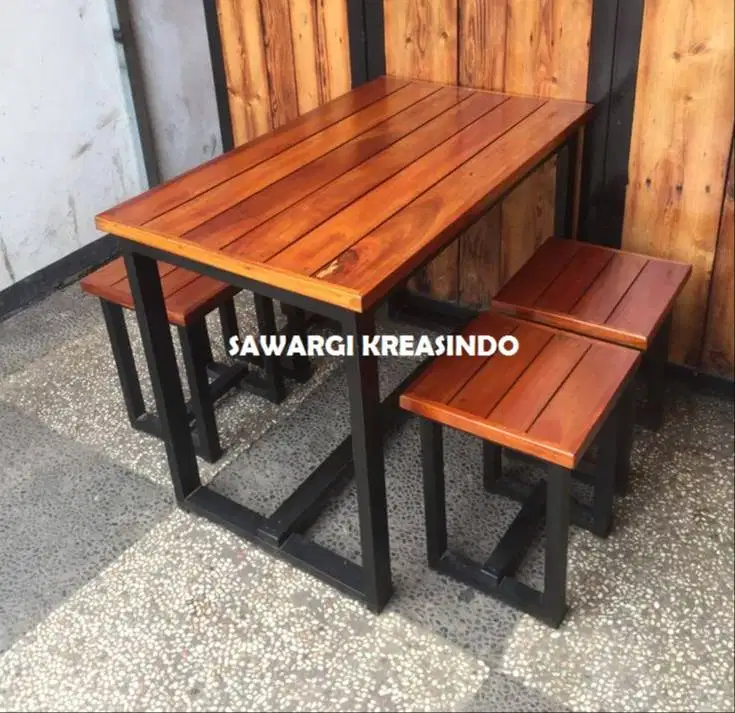 Meja Kursi Custom Berkualitas Premium I Aman & Terpercaya di Bandung