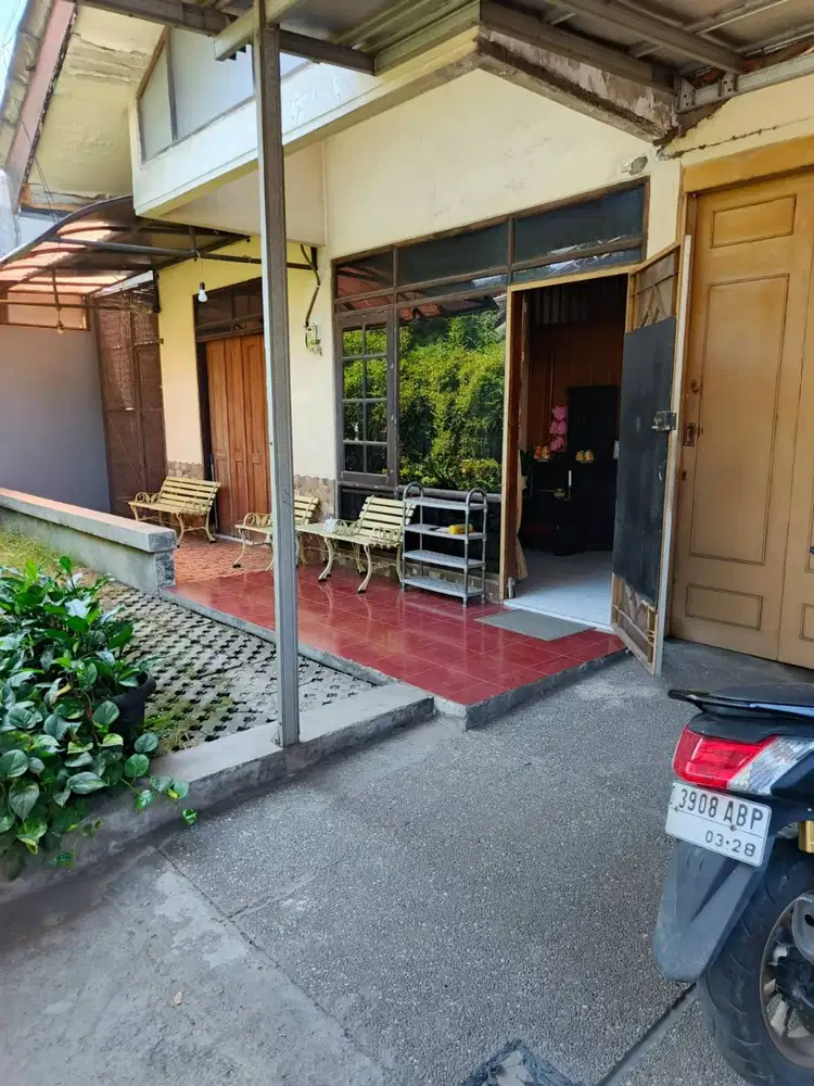 Jual rumah Taman Holis Indah