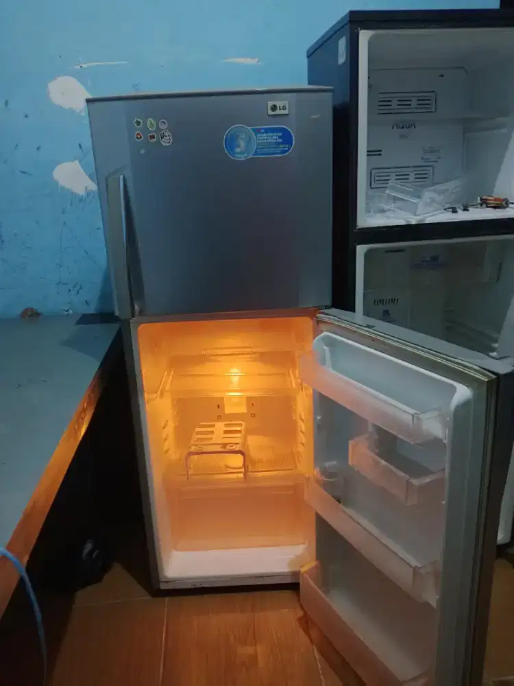 KULKAS LG 2PINTU