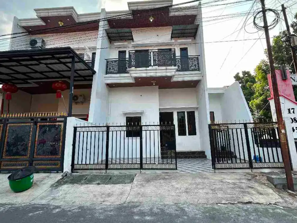 1 Rumah Second 2 Lantai Tengah Kota Murah