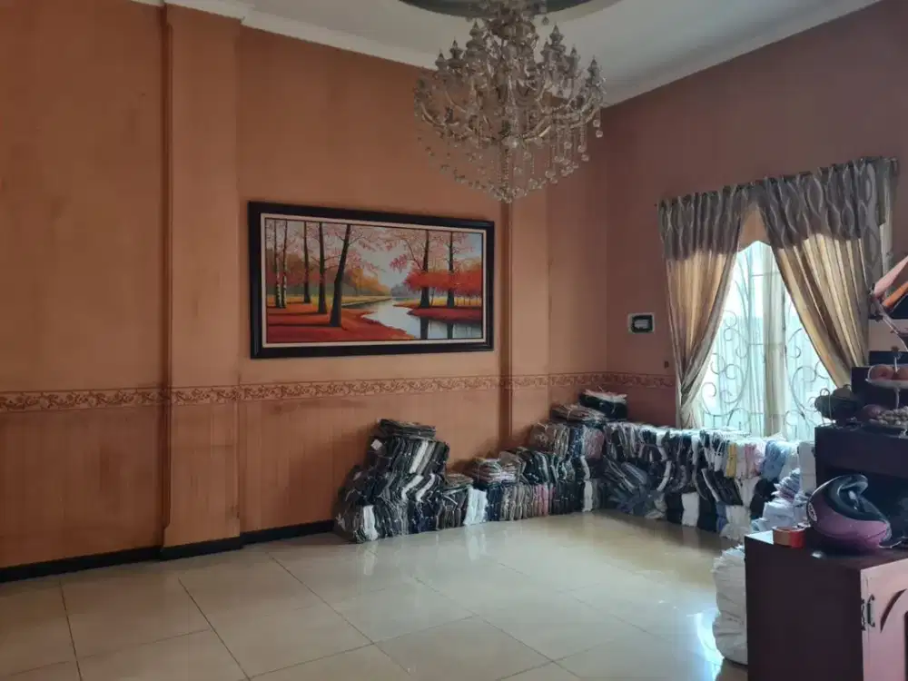 RUMAH FULL FURNISH LUAS 209 M² TOMANG JAKARTA BARAT