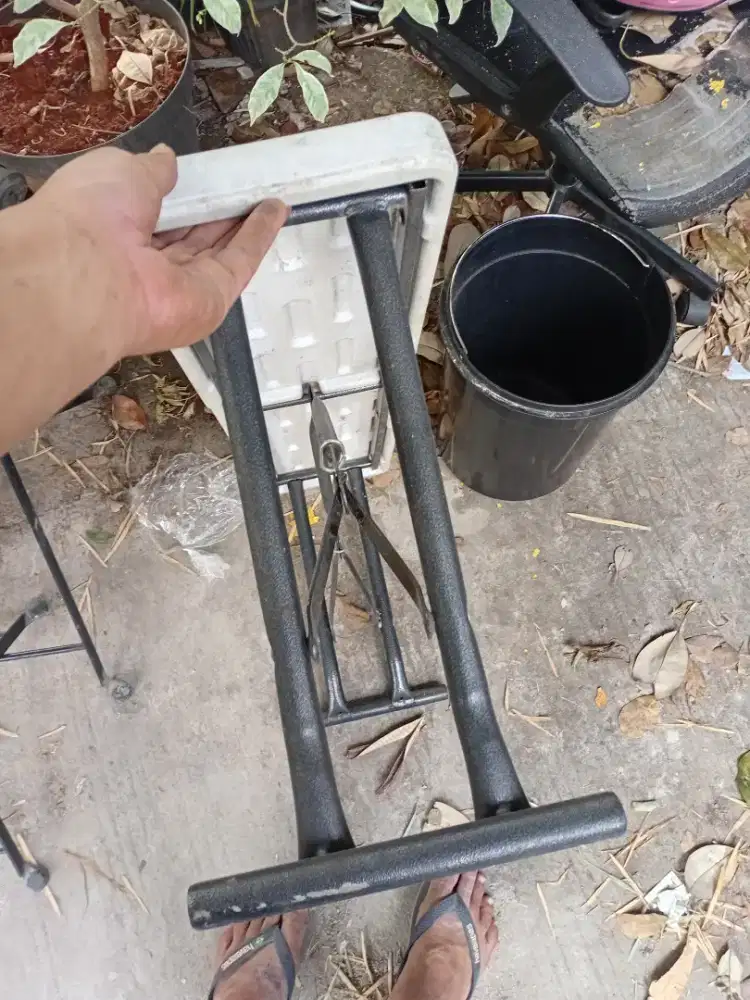 Kursi lipat krisbow