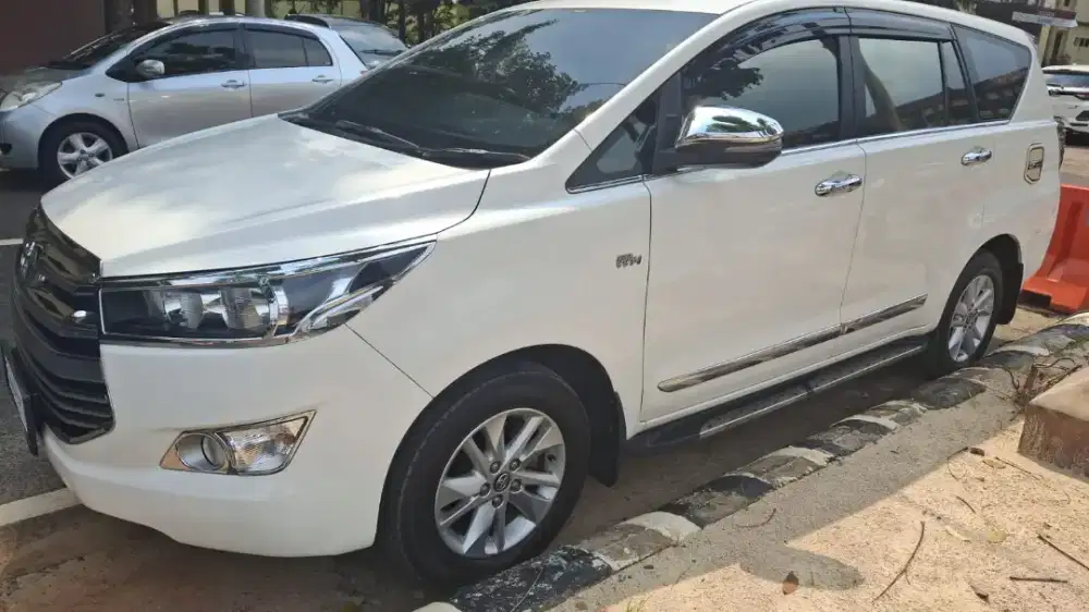 Innova Reborn G Luxury
