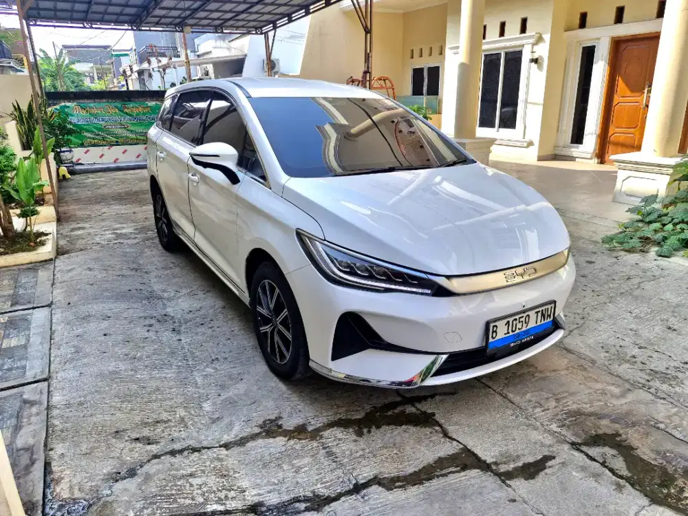 Byd M6 std 2025 bln6 km28rb pth istimewa