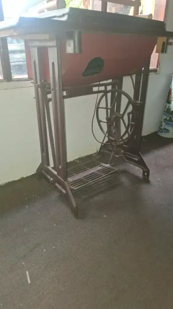 Mesin jahit jadul