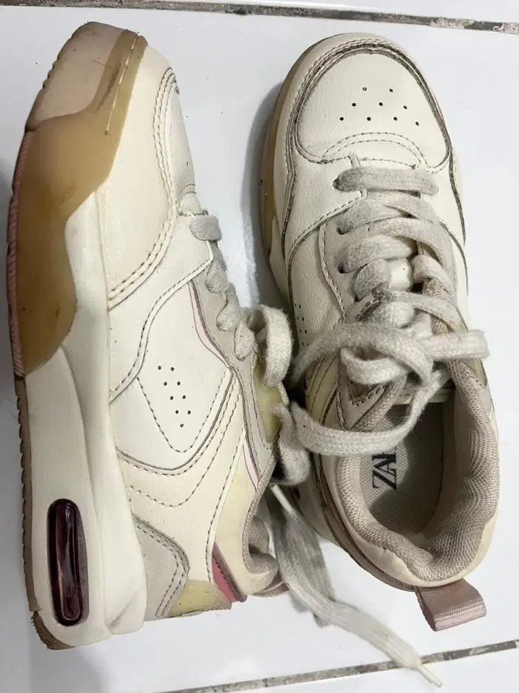 Sepatu zara anak unisex
