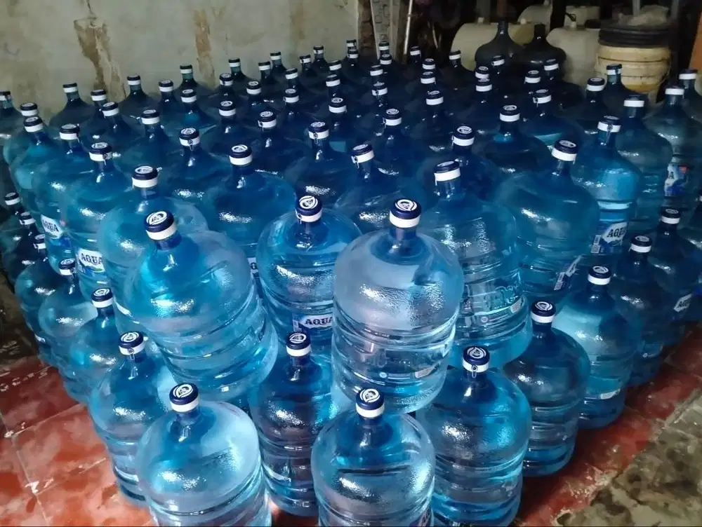 Refill Galon Aqua kemasan baru