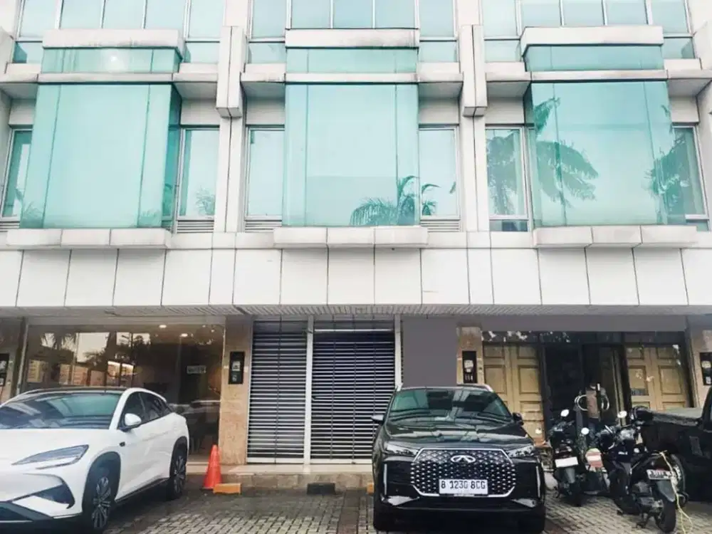 Ruko Aries Niaga di Jakarta Barat - 3 Lantai, SHM, Lokasi Strategis Pinggir Jalan Raya