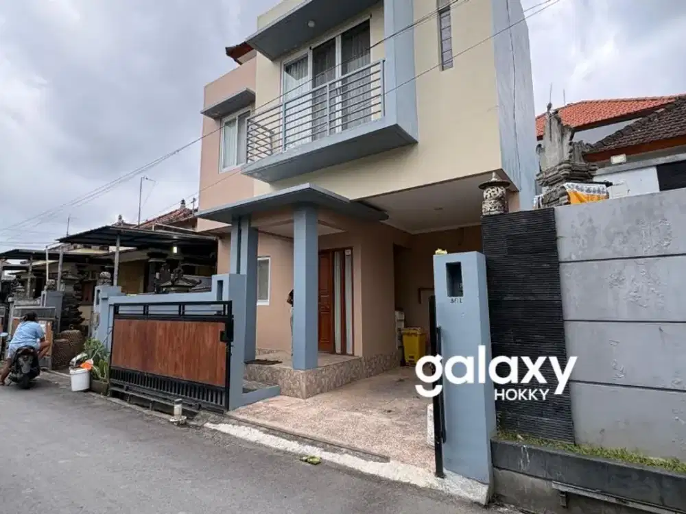 DIJUAL RUMAH 2 LANTAI DI CHANDRA AYU BATUBULAN GIANYAR