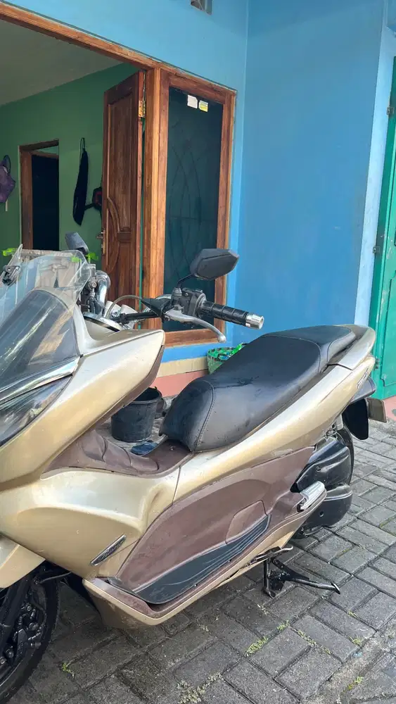 Jual murah aja , bagi yang minat Honda PCX