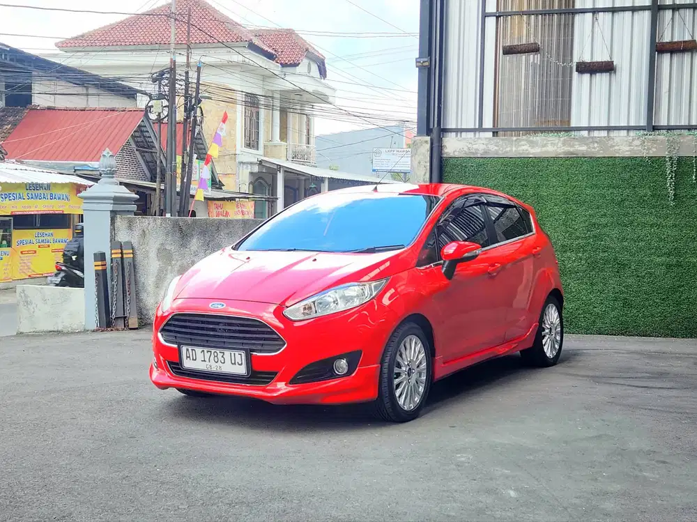 Ford Fiesta S 2014 matic pajak jalan